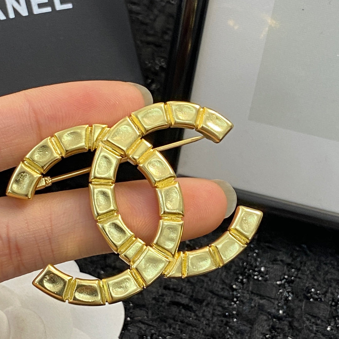 Chanel Interlocking C Brooch - album image 5
