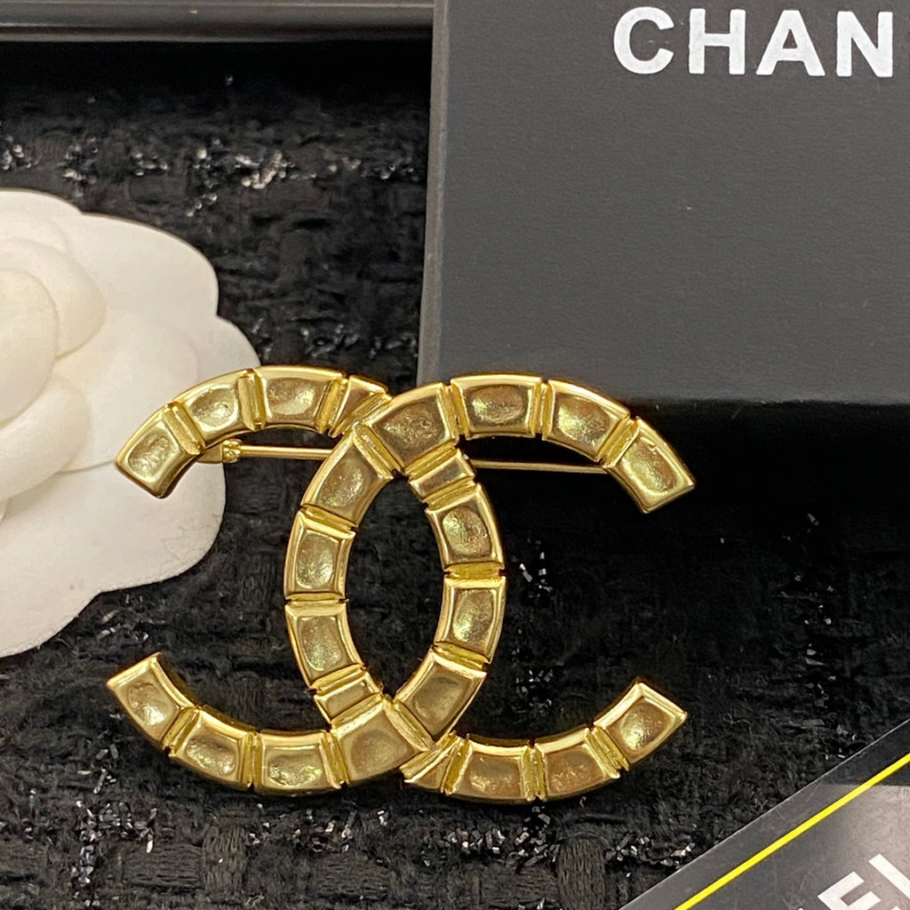 Chanel Interlocking C Brooch - album image 7