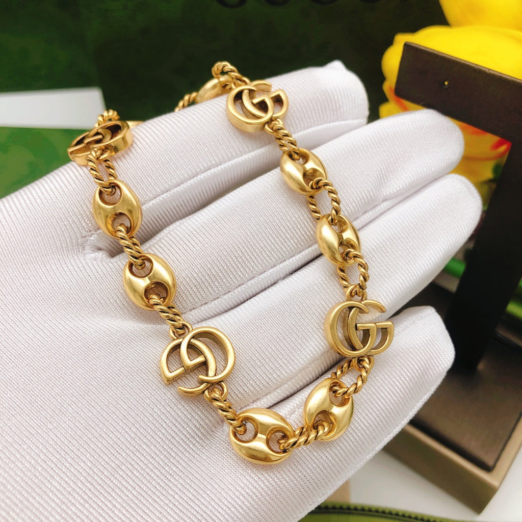 Gucci Interlocking G Bracelet - album image 3