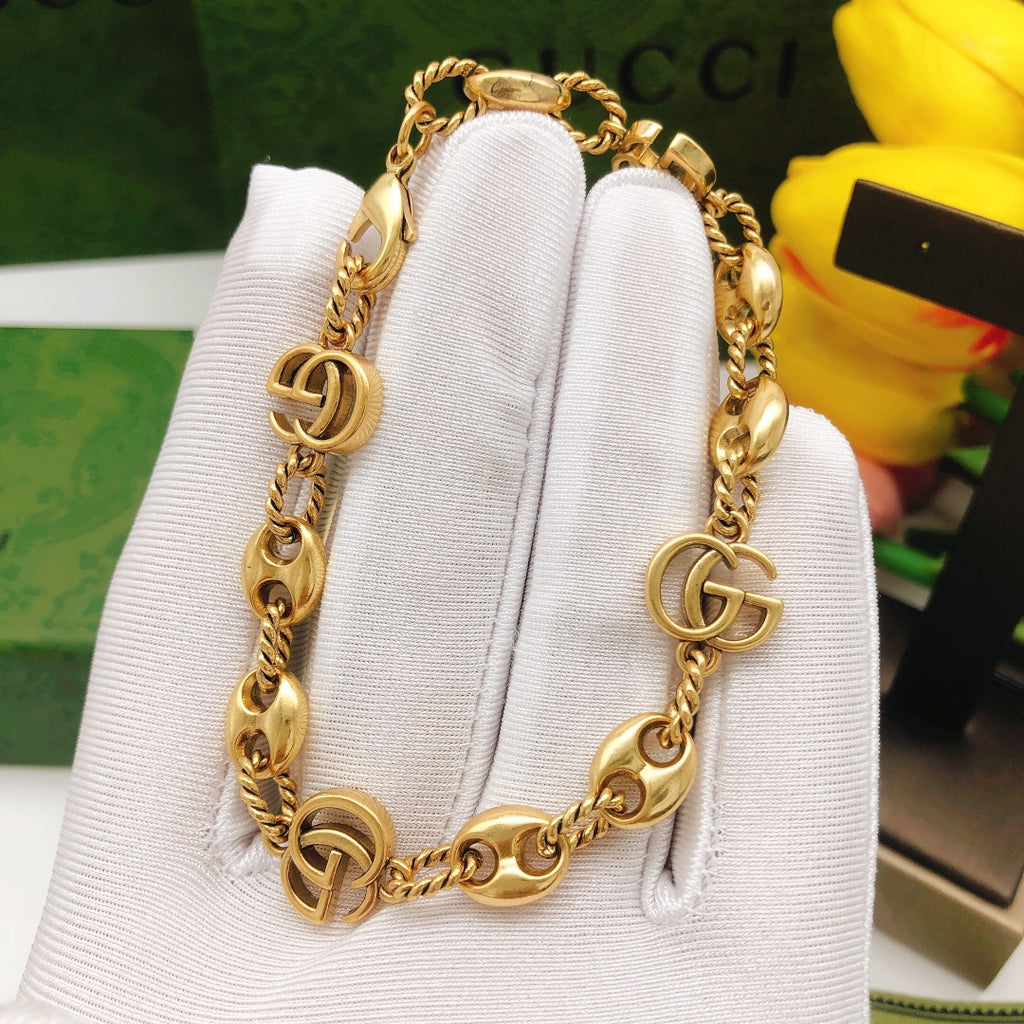 Gucci Interlocking G Bracelet - album image 5
