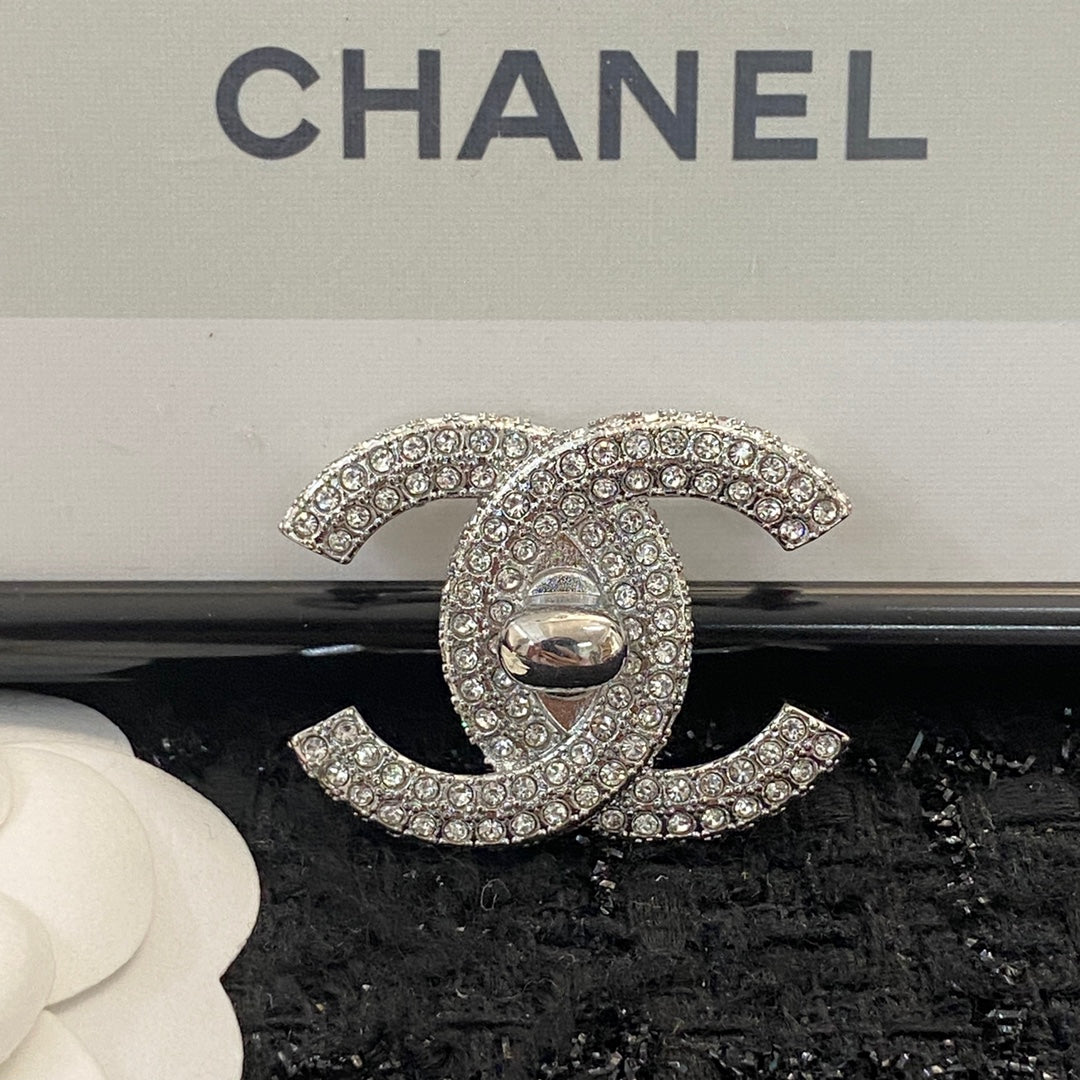 Chanel Interlocking C Crystal Accent Brooch - album image 4