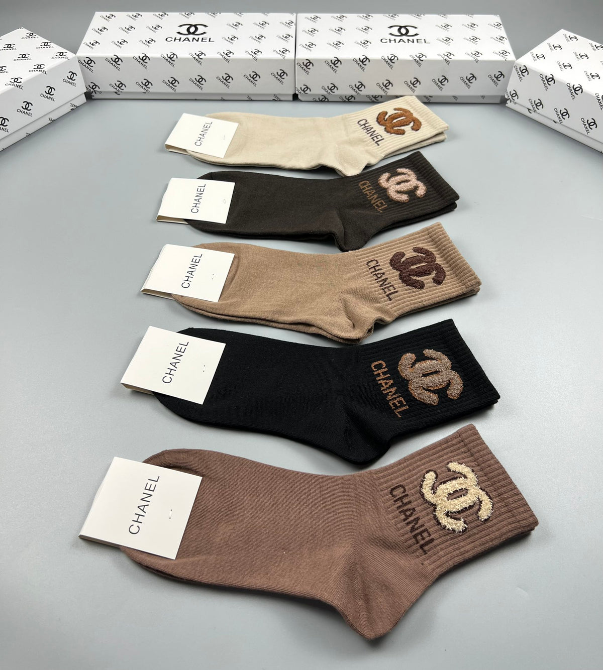 Chanel oversized soft emblem crew socks - view 9