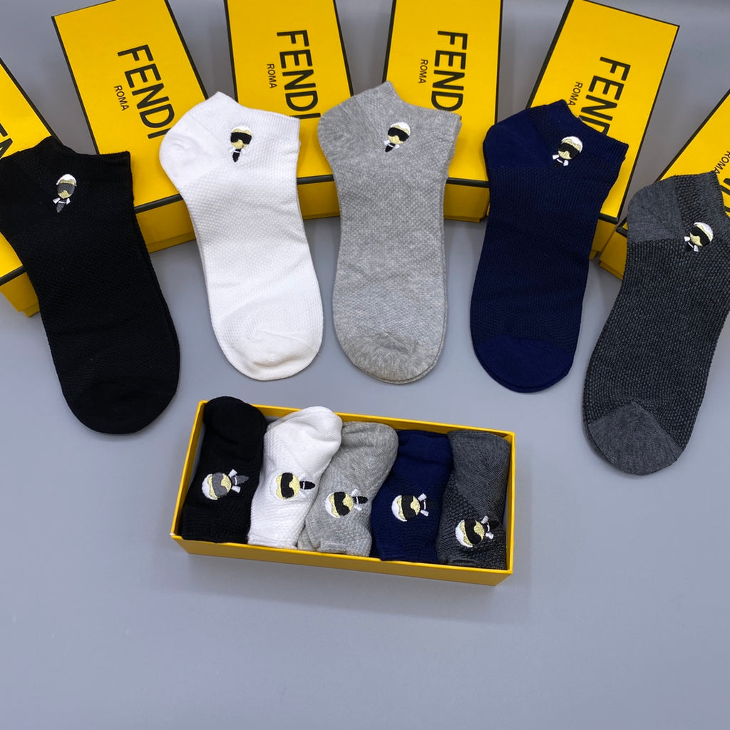 Fendi small portrait emblem ankle socks - view 4
