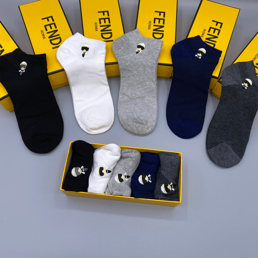 Fendi small portrait emblem ankle socks - view 4
