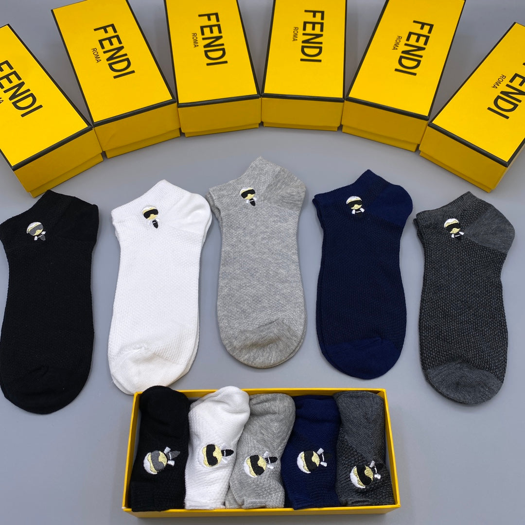Fendi small portrait emblem ankle socks - view 2