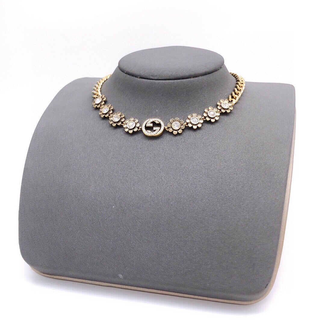 Gucci Interlocking G Flower Necklace - album image 4