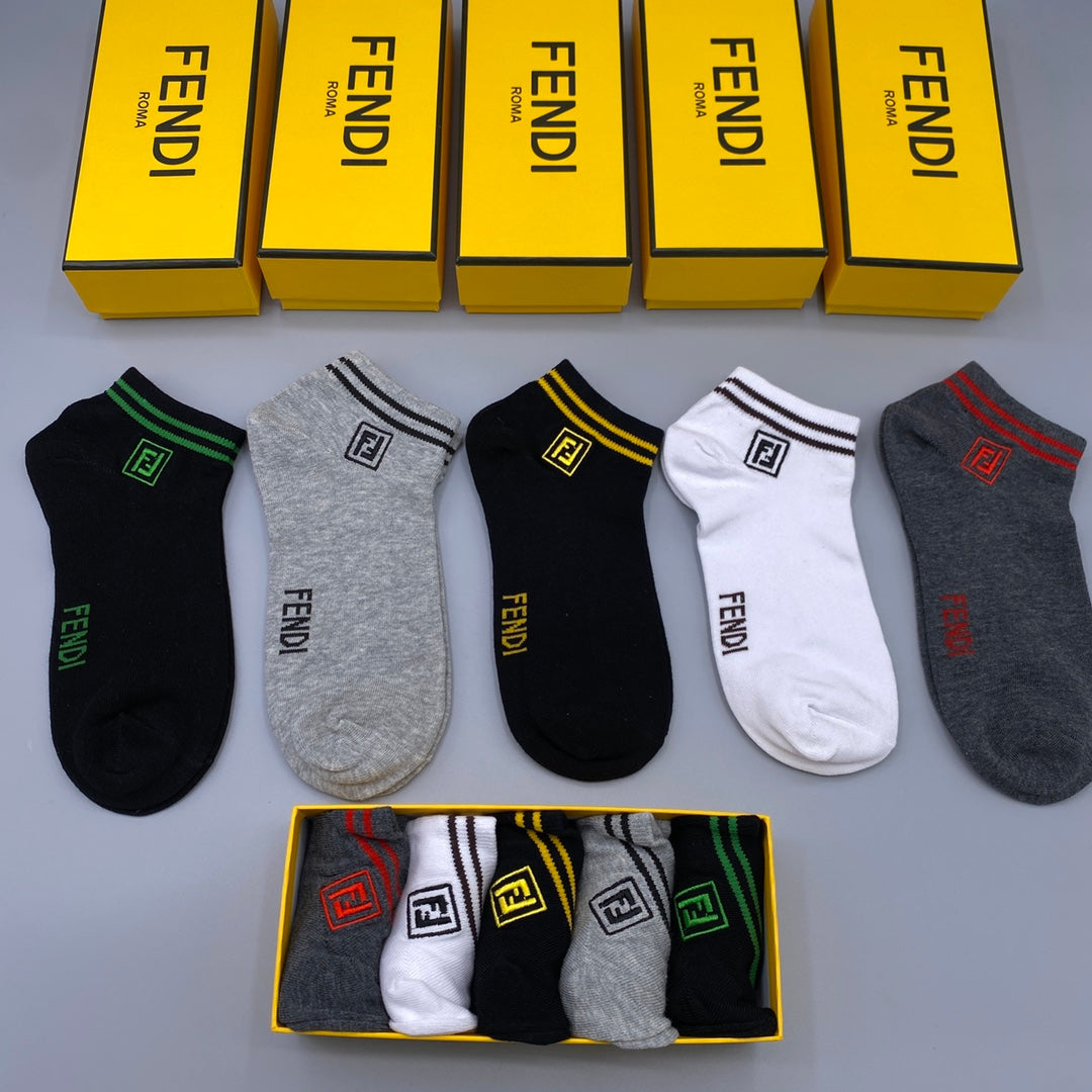 Fendi striped square emblem ankle socks - view 6