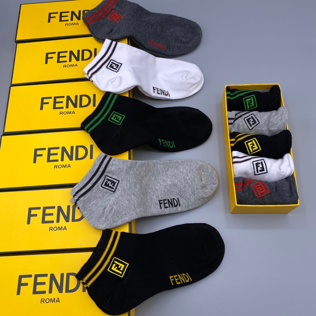 Fendi striped square emblem ankle socks - view 7