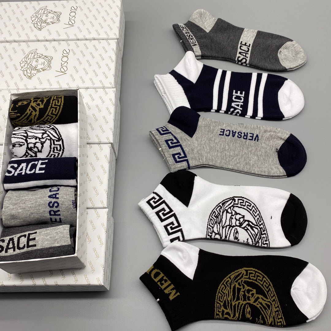 Versace bold stripe medusa ankle socks - view 1