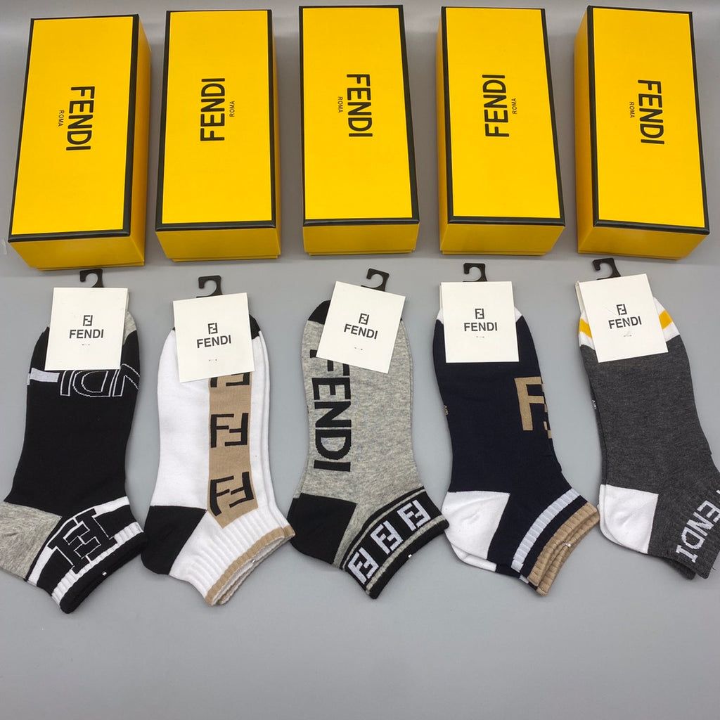Fendi graphic wordmark mix ankle socks - view 8