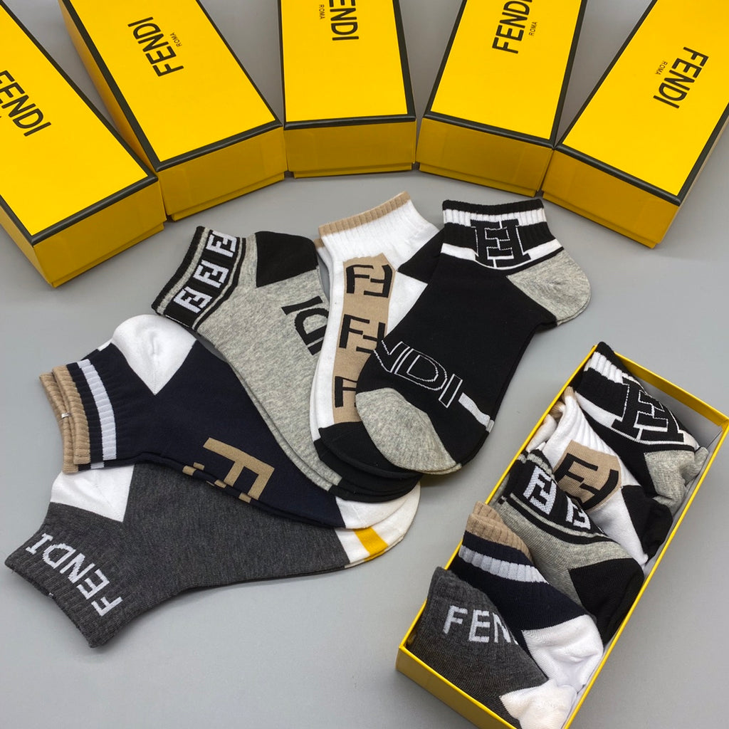 Fendi graphic wordmark mix ankle socks - view 9