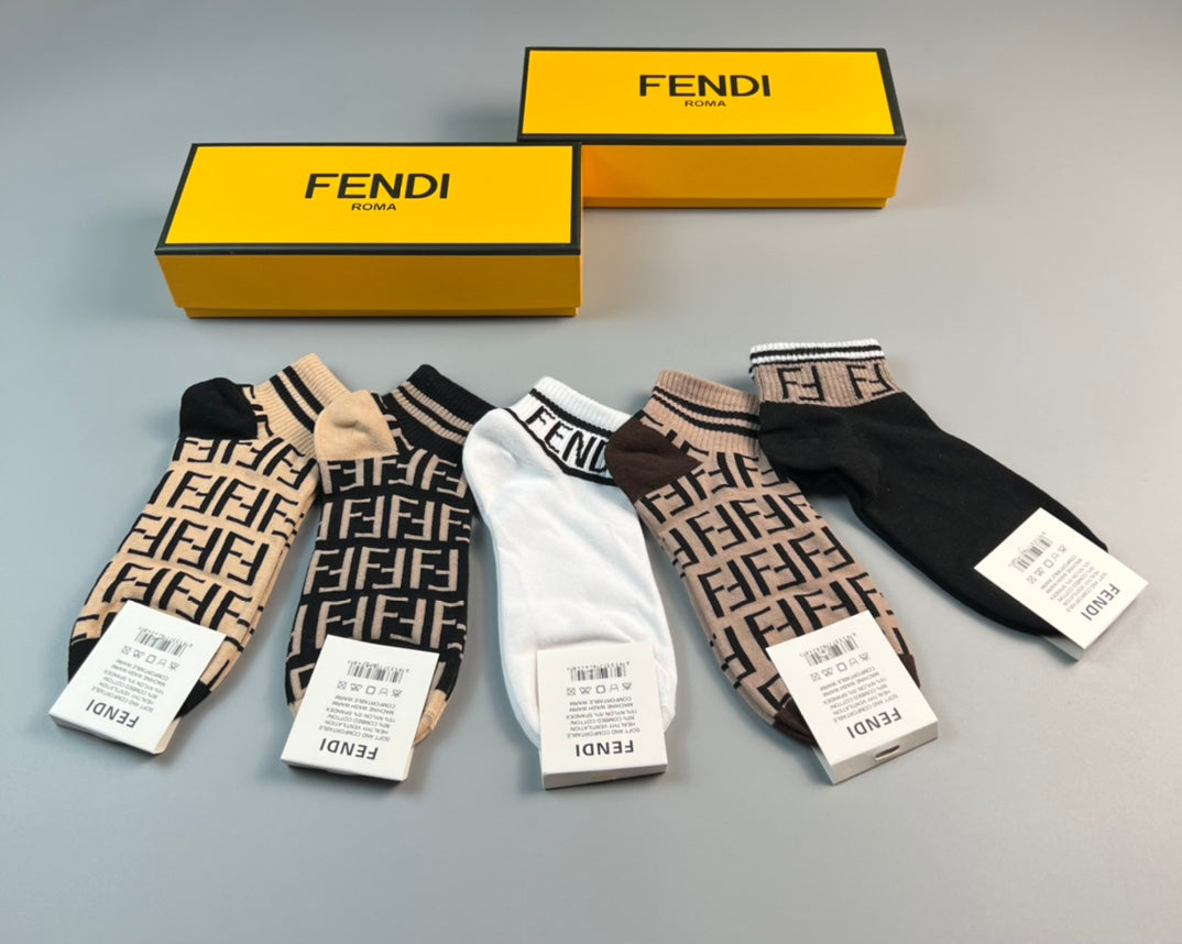 Fendi mixed ff lettering ankle socks - view 3