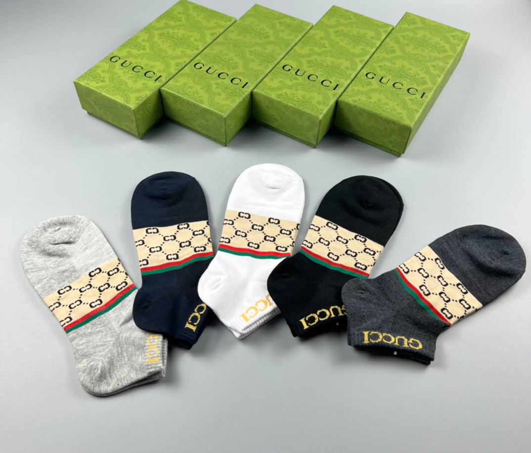 Gucci Ankle Socks - wide check-pattern bands across the foot - image 6