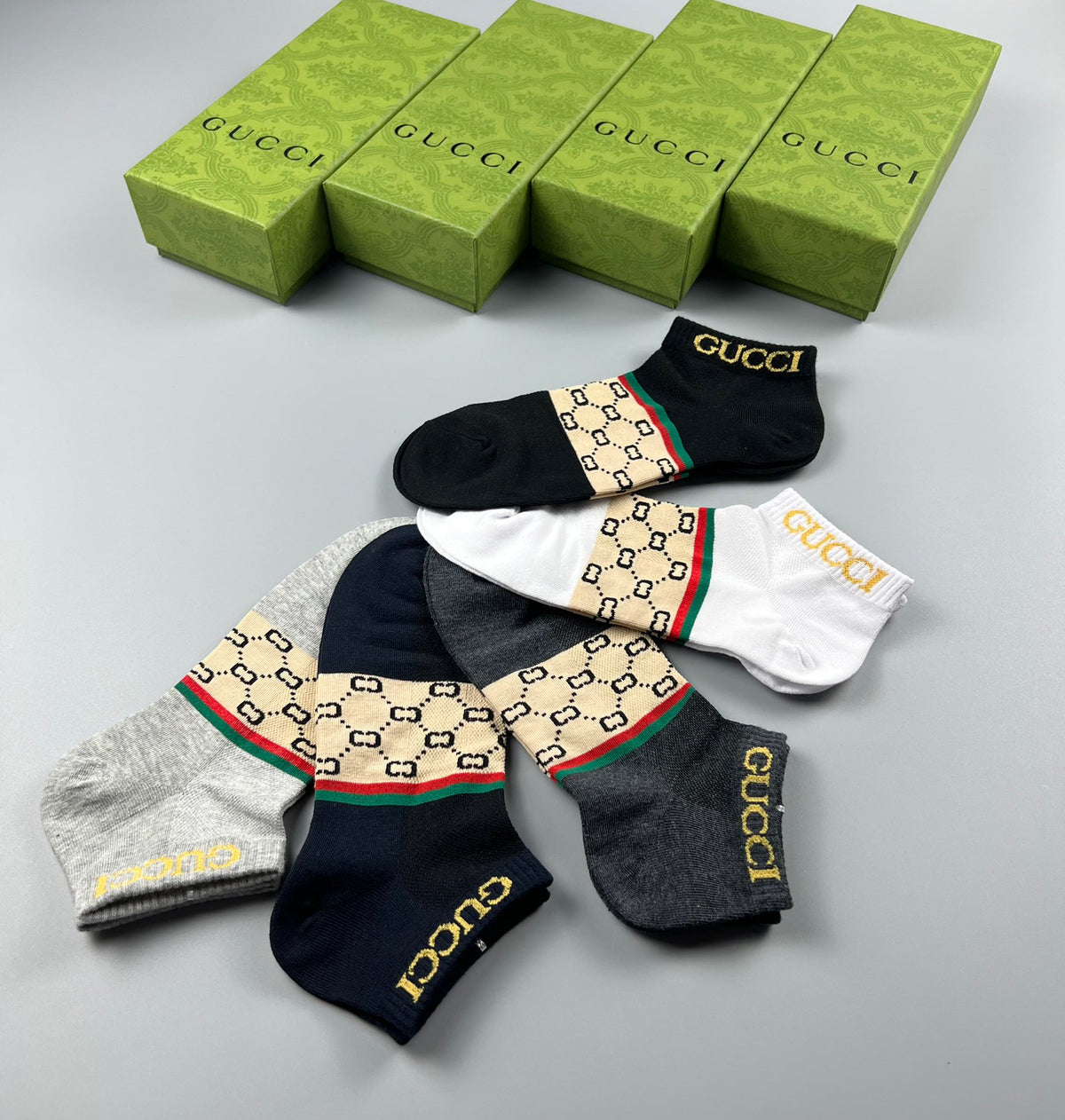 Gucci Ankle Socks - wide check-pattern bands across the foot - image 8