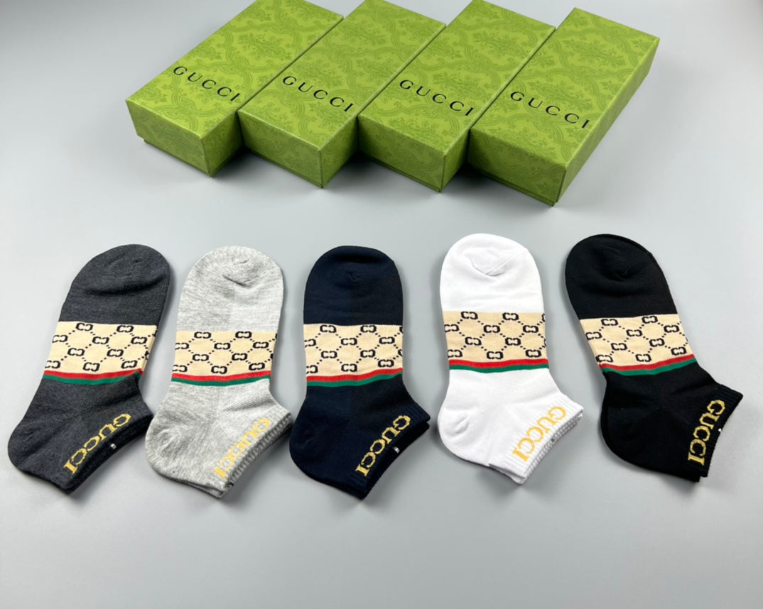 Gucci Ankle Socks - wide check-pattern bands across the foot - image 4