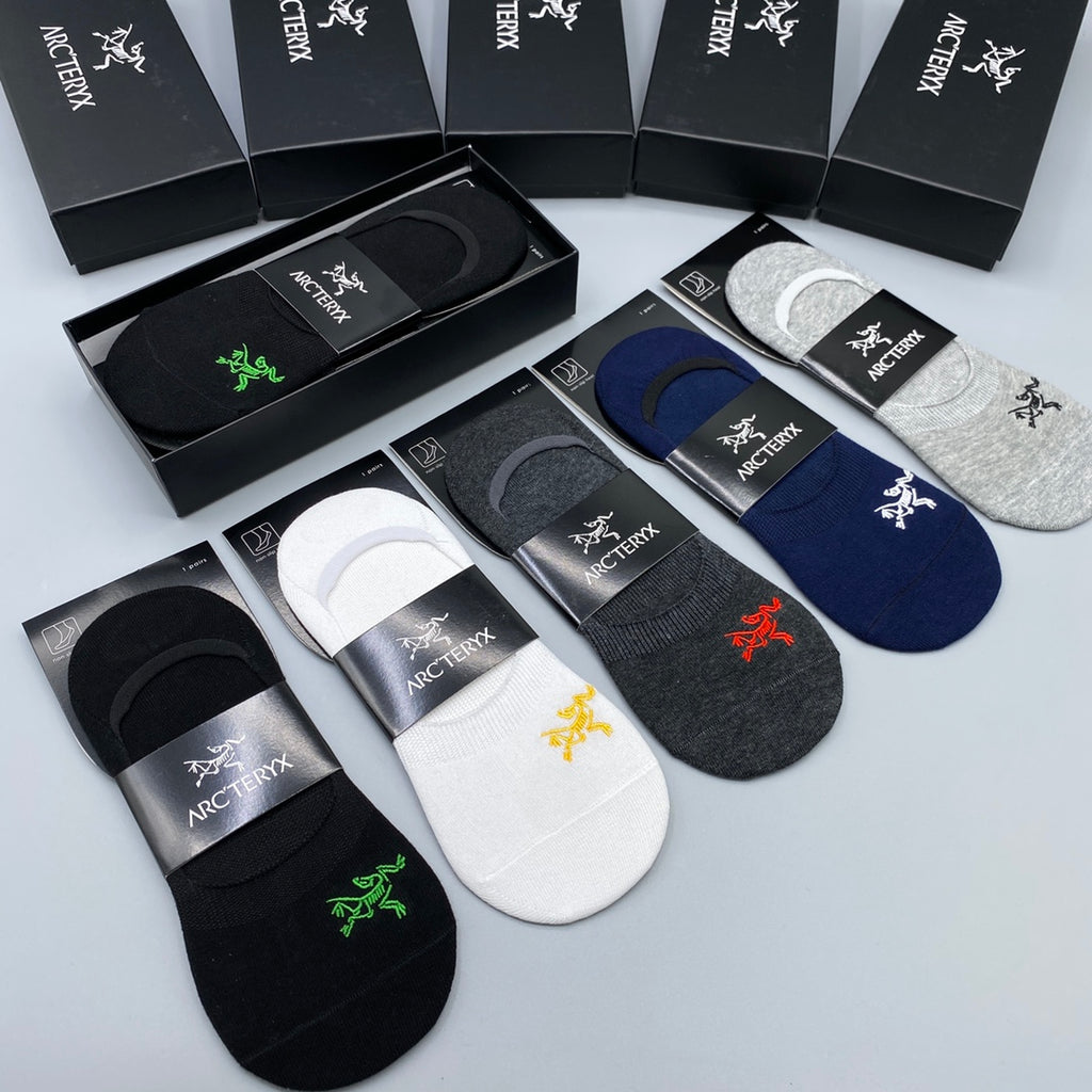 Arcteryx low cut bright bird accent ankle socks - view 5