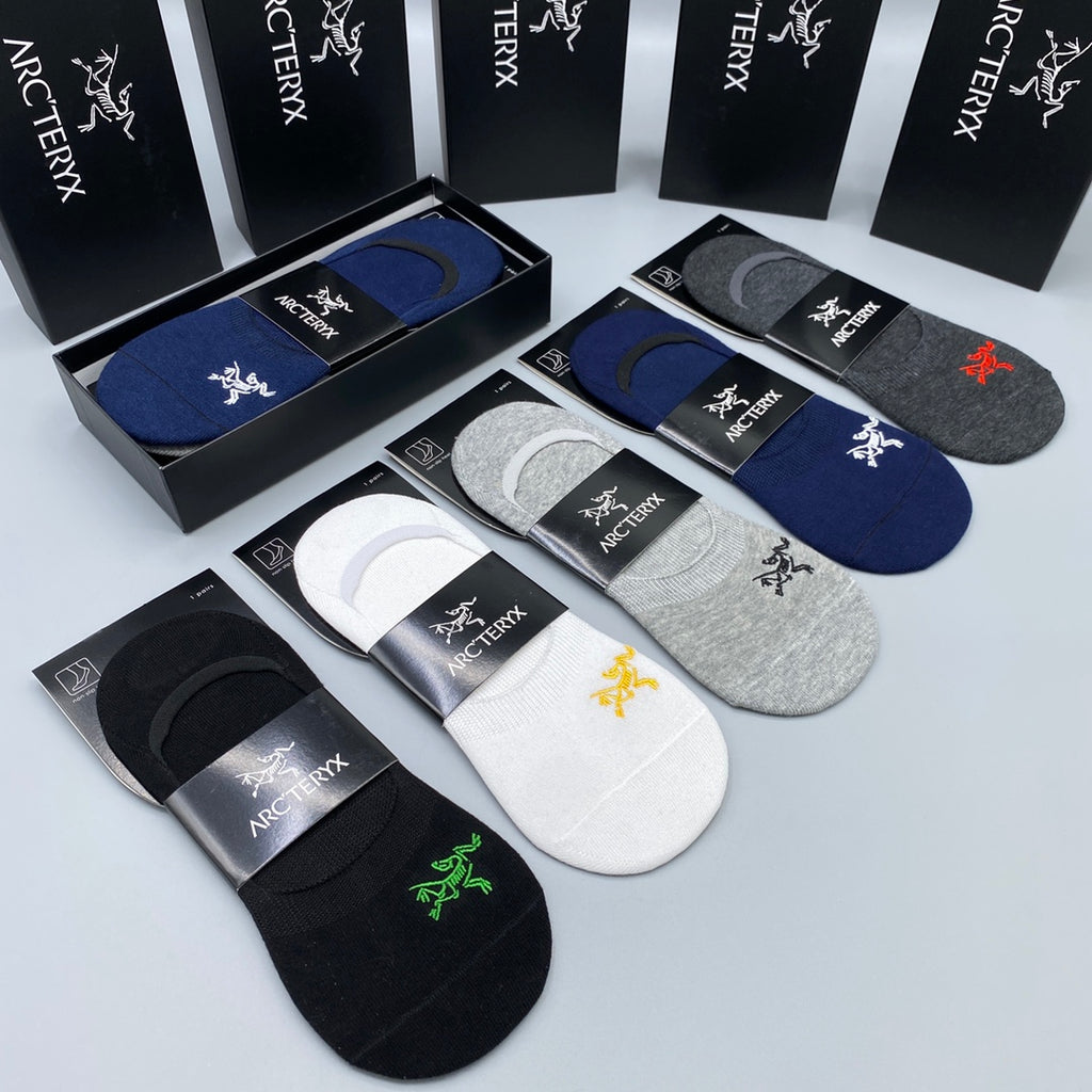 Arcteryx low cut bright bird accent ankle socks - view 7