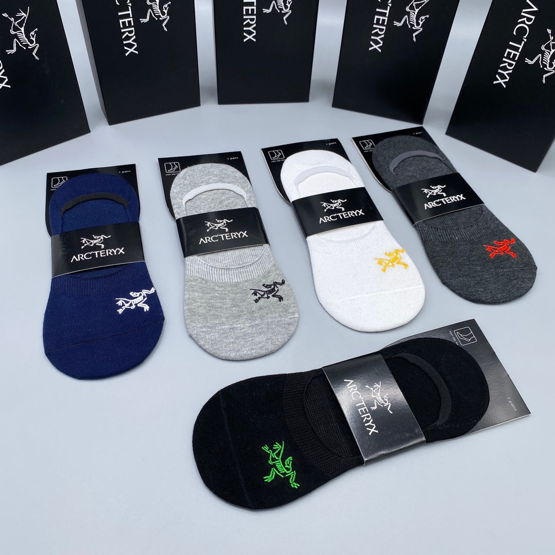 Arcteryx low cut bright bird accent ankle socks - view 9