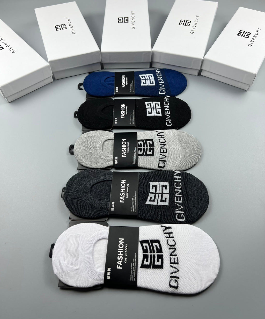 Givenchy bold letter low cut ankle socks - view 9
