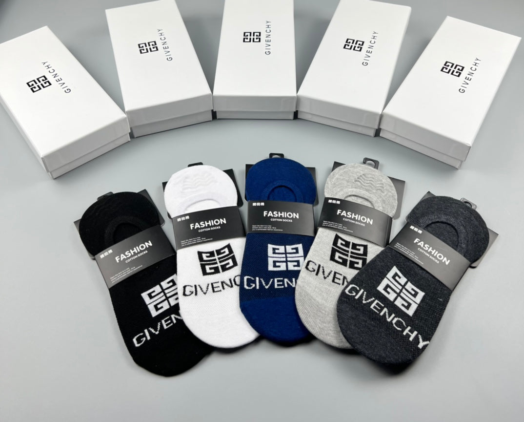 Givenchy bold letter low cut ankle socks - view 3