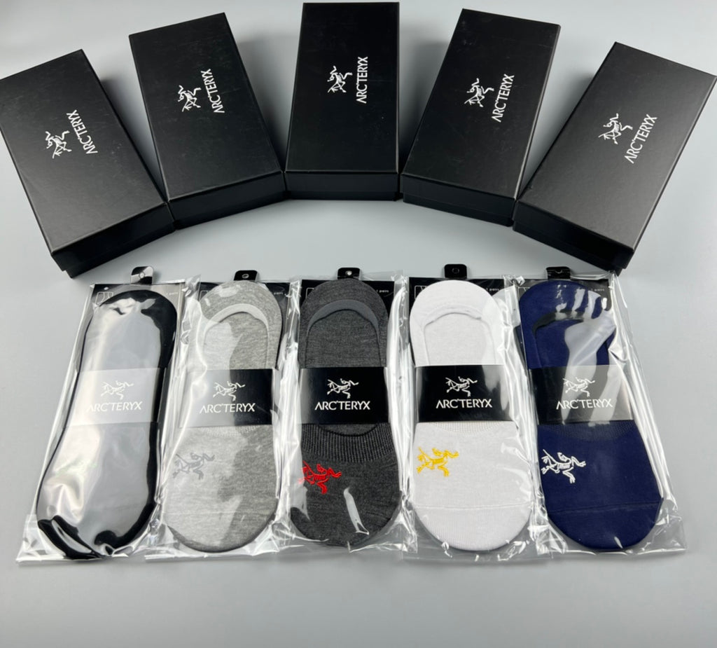 Arcteryx low cut contrast bird ankle socks - view 1