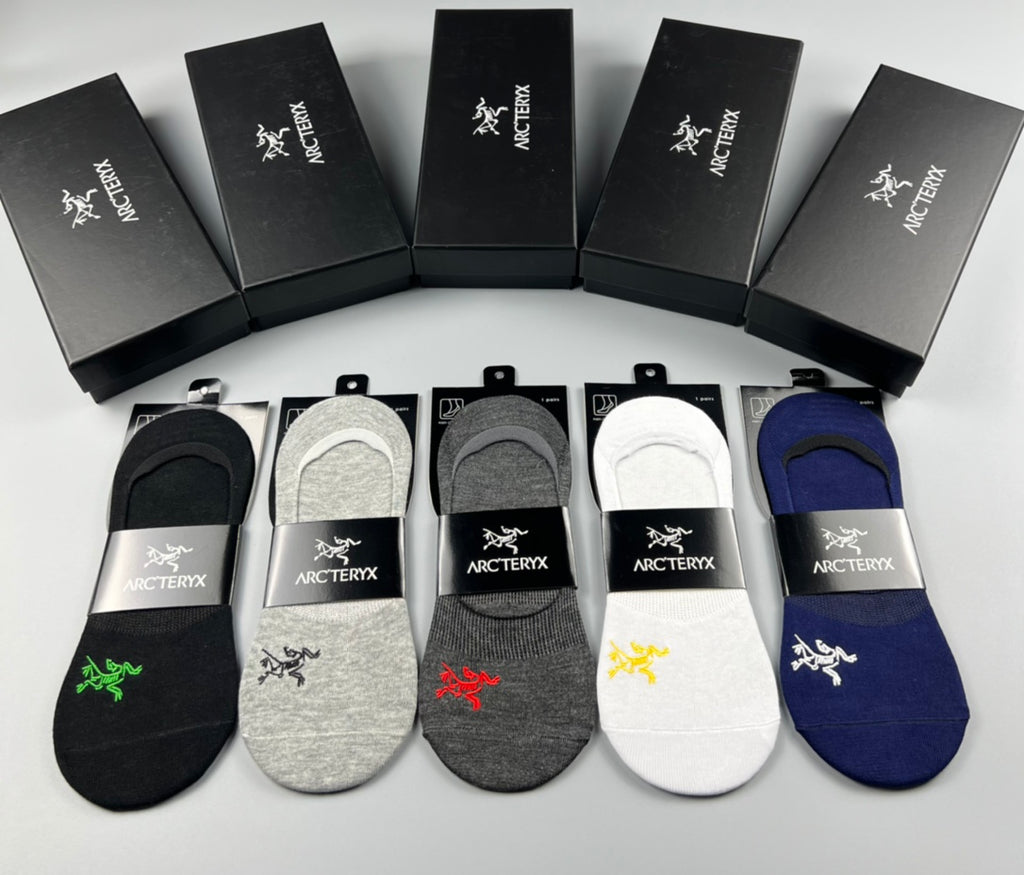 Arcteryx low cut contrast bird ankle socks - view 3