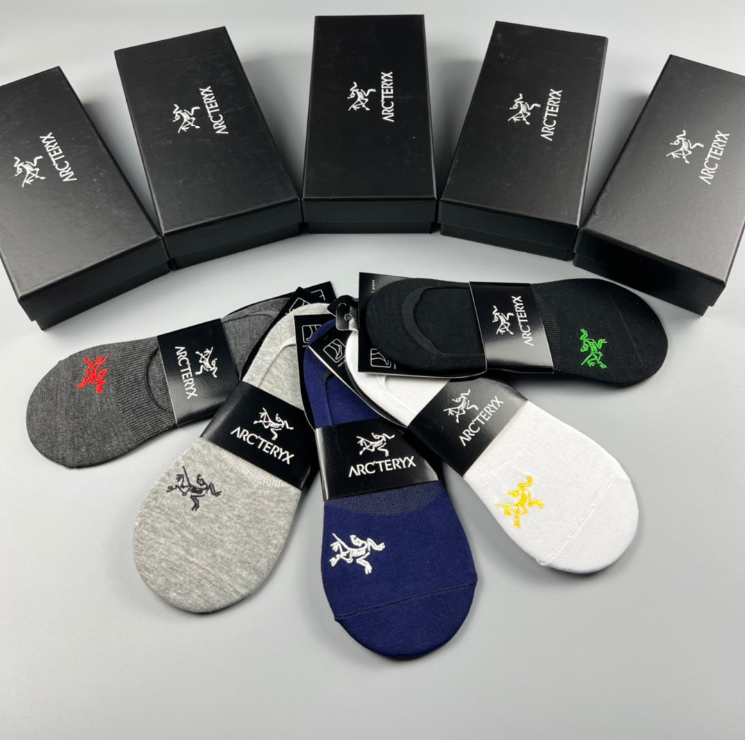 Arcteryx low cut contrast bird ankle socks - view 7