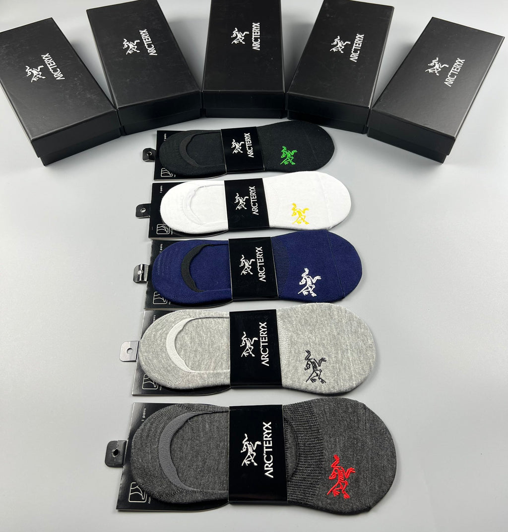 Arcteryx low cut contrast bird ankle socks - view 8