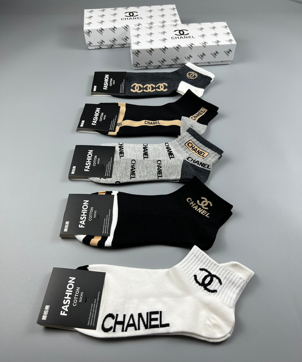 Chanel mixed lettering stripe ankle socks - view 9
