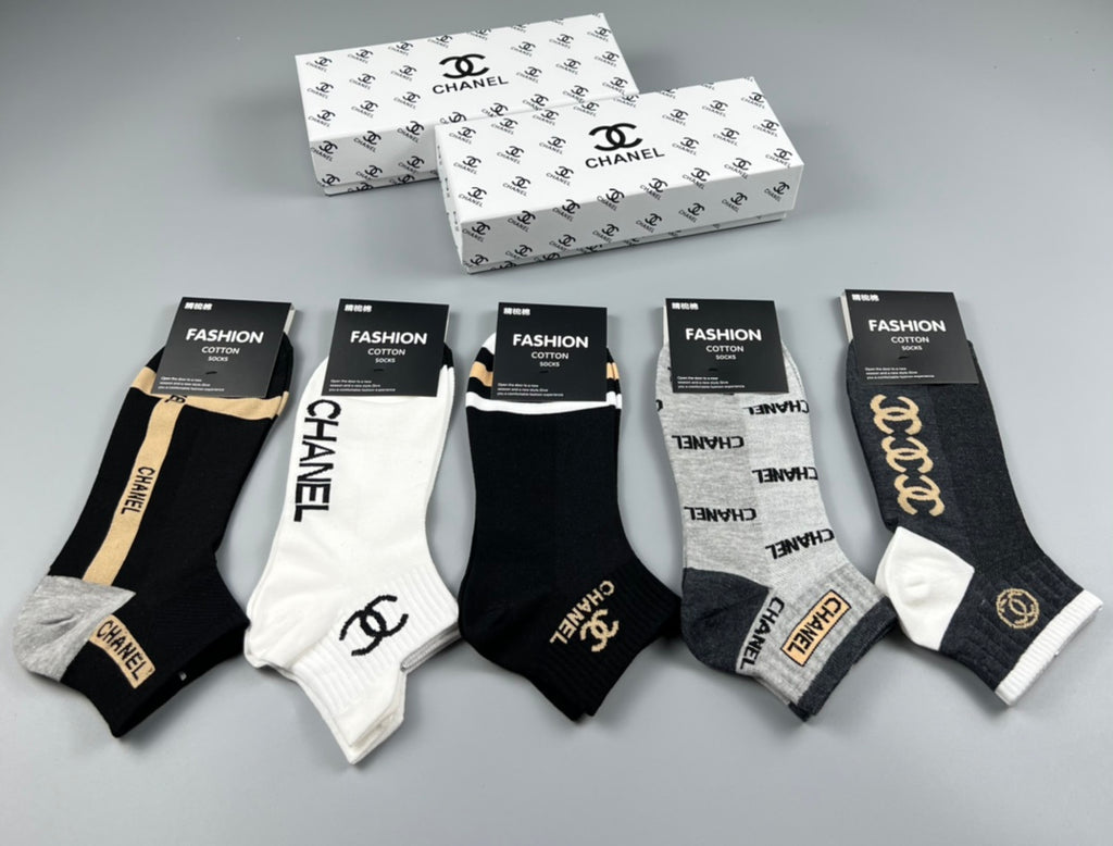 Chanel mixed lettering stripe ankle socks - view 1