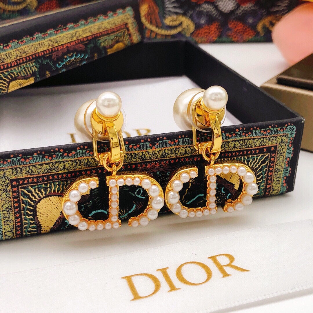 Dior Open Heart Pearl-Look Earrings - product image 7
