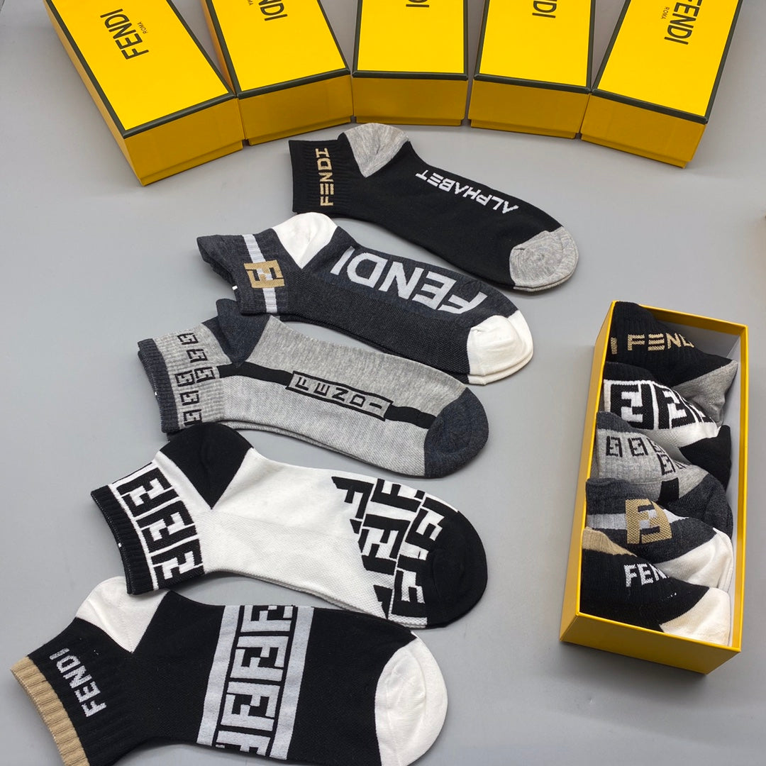 Fendi monochrome graphic mix ankle socks - view 7