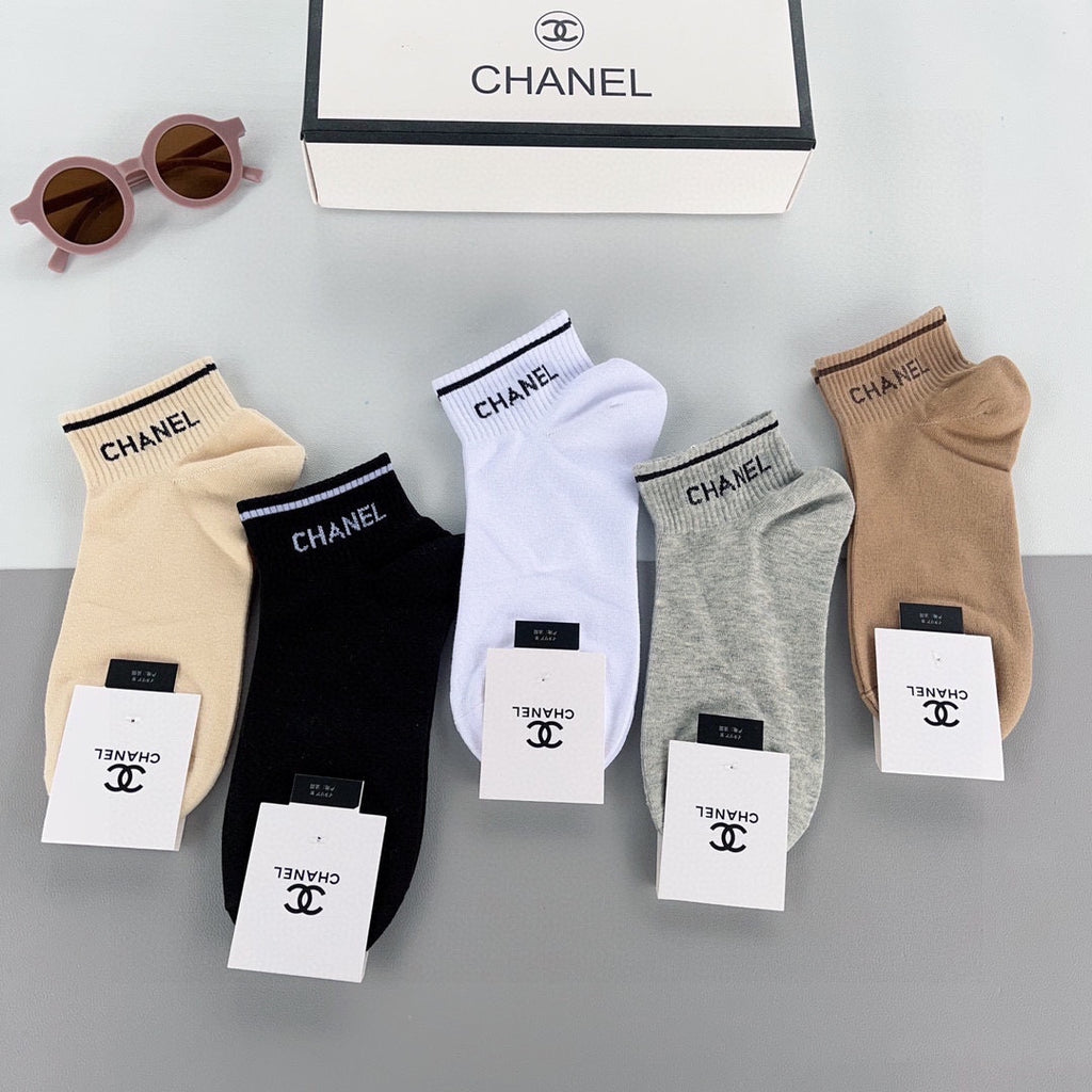 Chanel pastel cuff lettering ankle socks - view 8