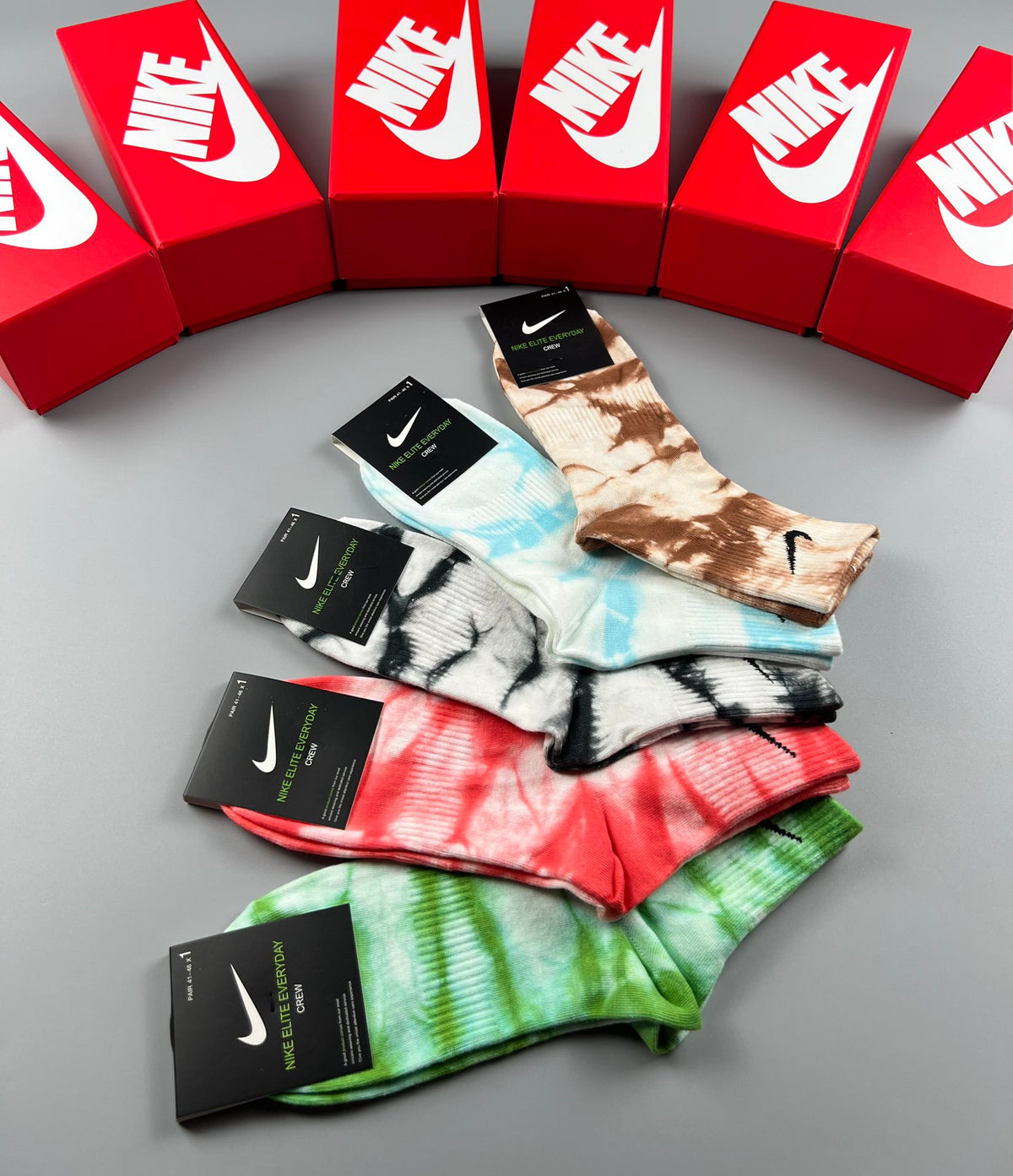 Nike bright tie dye swoosh crew socks, image 8