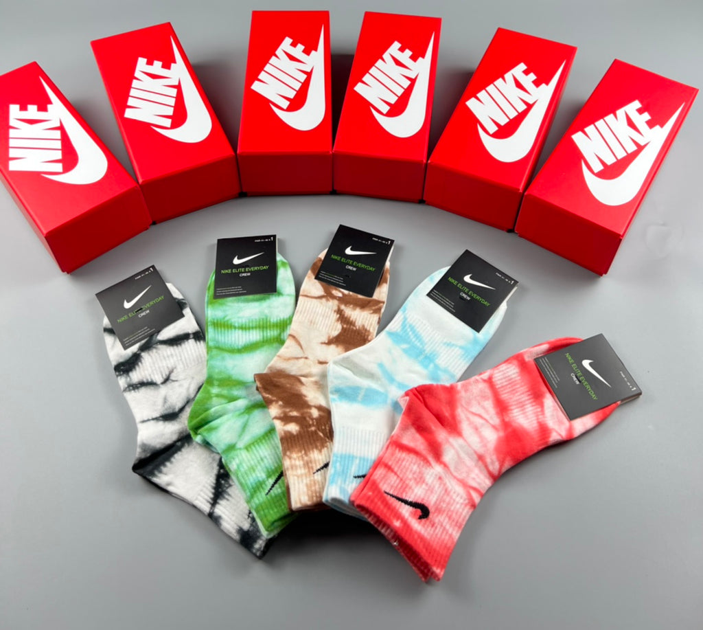 Nike bright tie dye swoosh crew socks, image 2