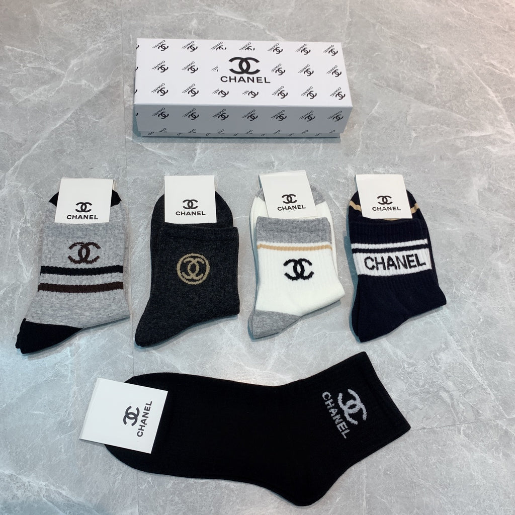 Chanel mixed lettered neutral cuff crew socks - view 2