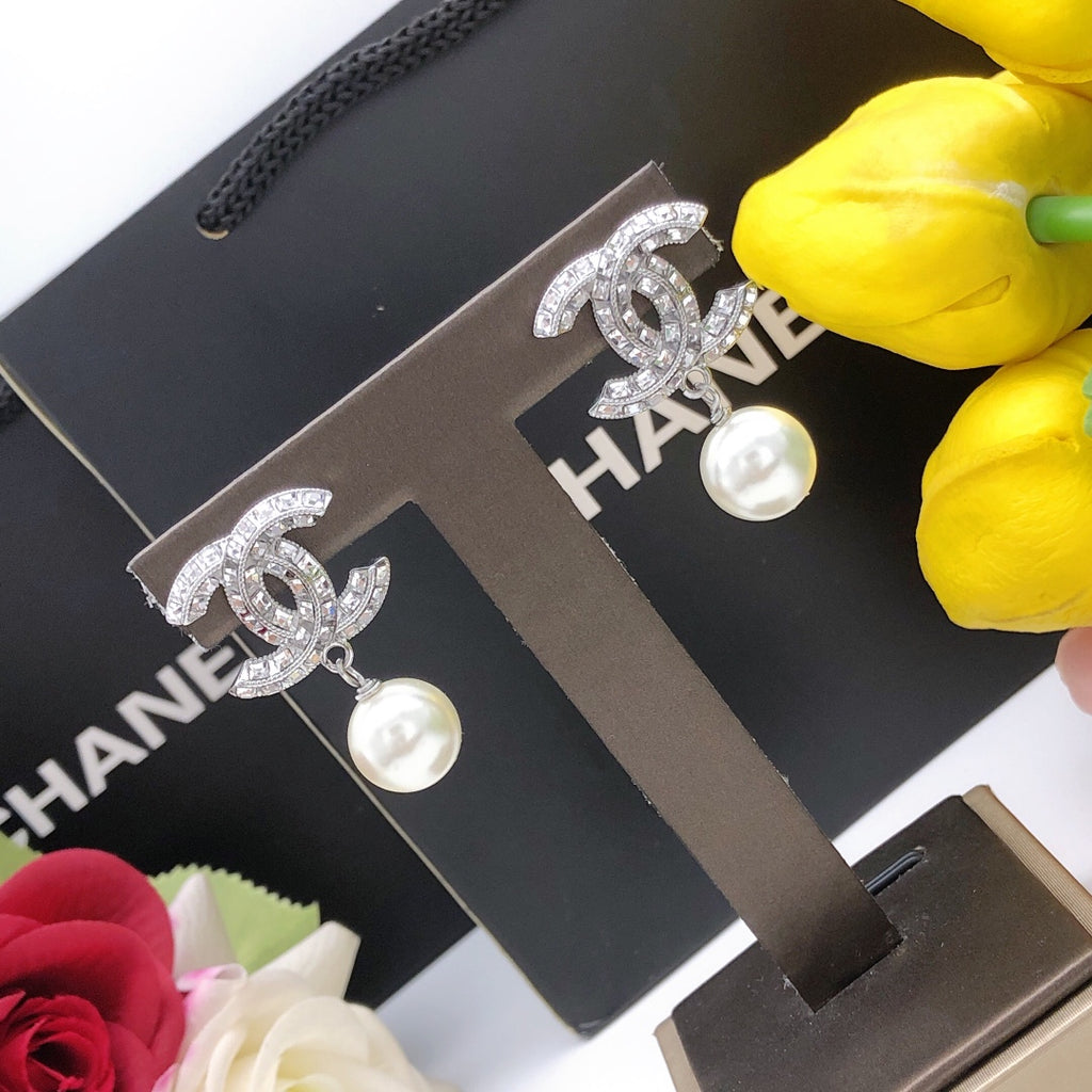 Chanel Pearl Earrings - album image 9