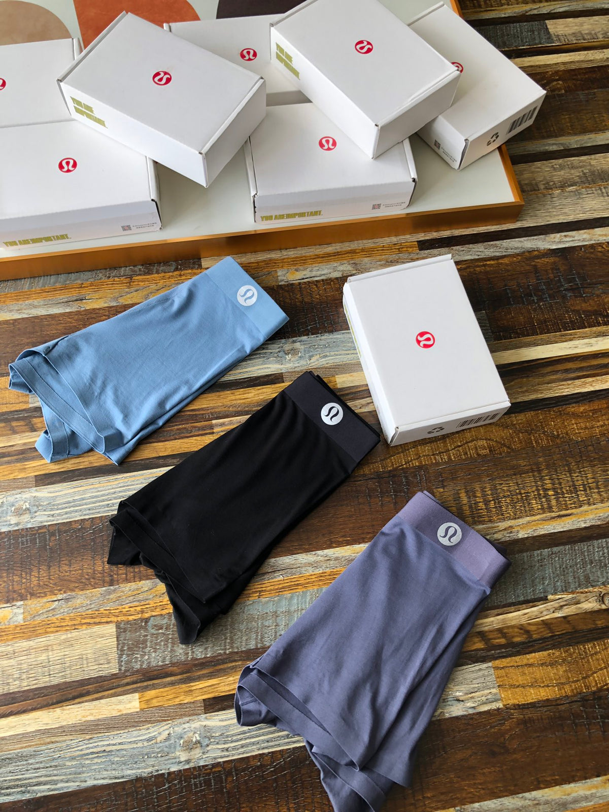 Lululemon minimal emblem waist boxer briefs - view 7