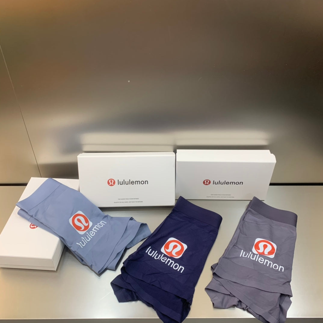 Lululemon gray red side emblem boxer briefs - view 6