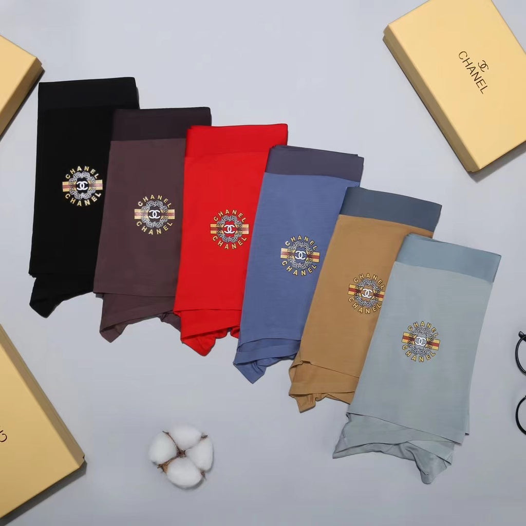 Chanel circular jeweled emblem boxer briefs - view 4