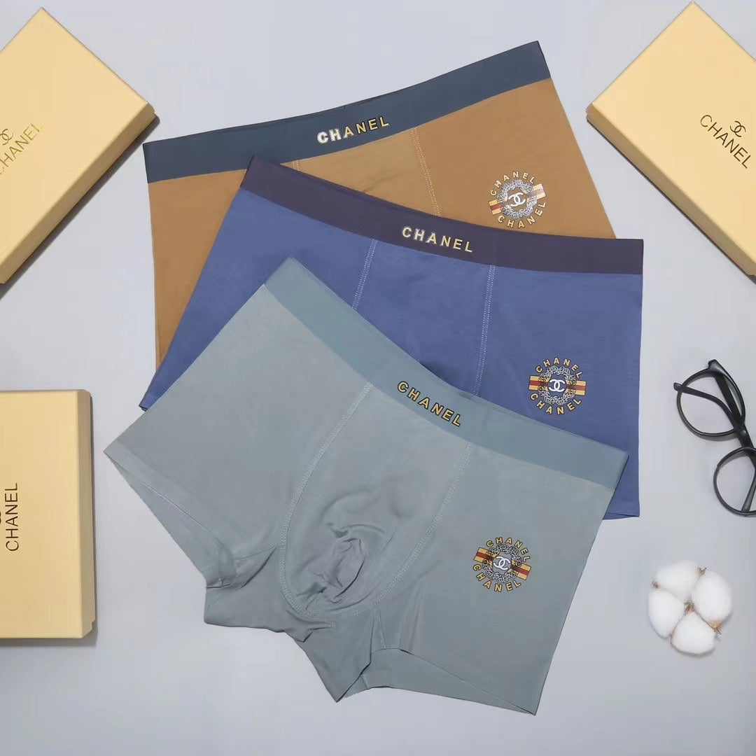 Chanel circular jeweled emblem boxer briefs - view 3