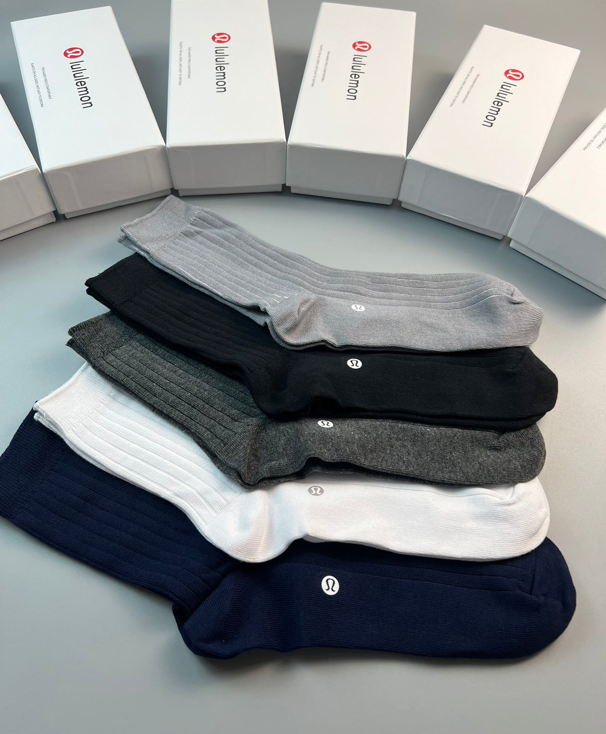 Lululemon monochrome ribbed emblem crew socks - view 5