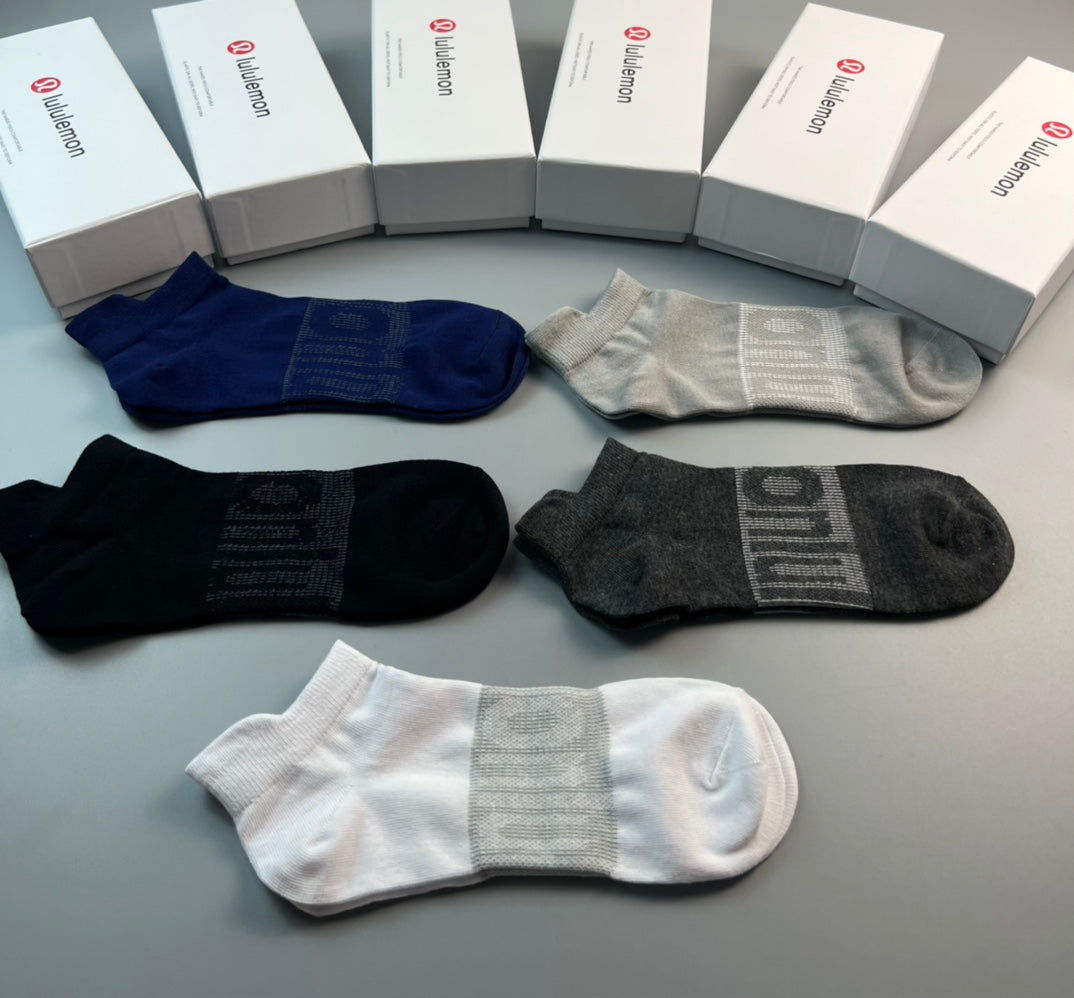 Lululemon tonal letter low cut ankle socks - view 6