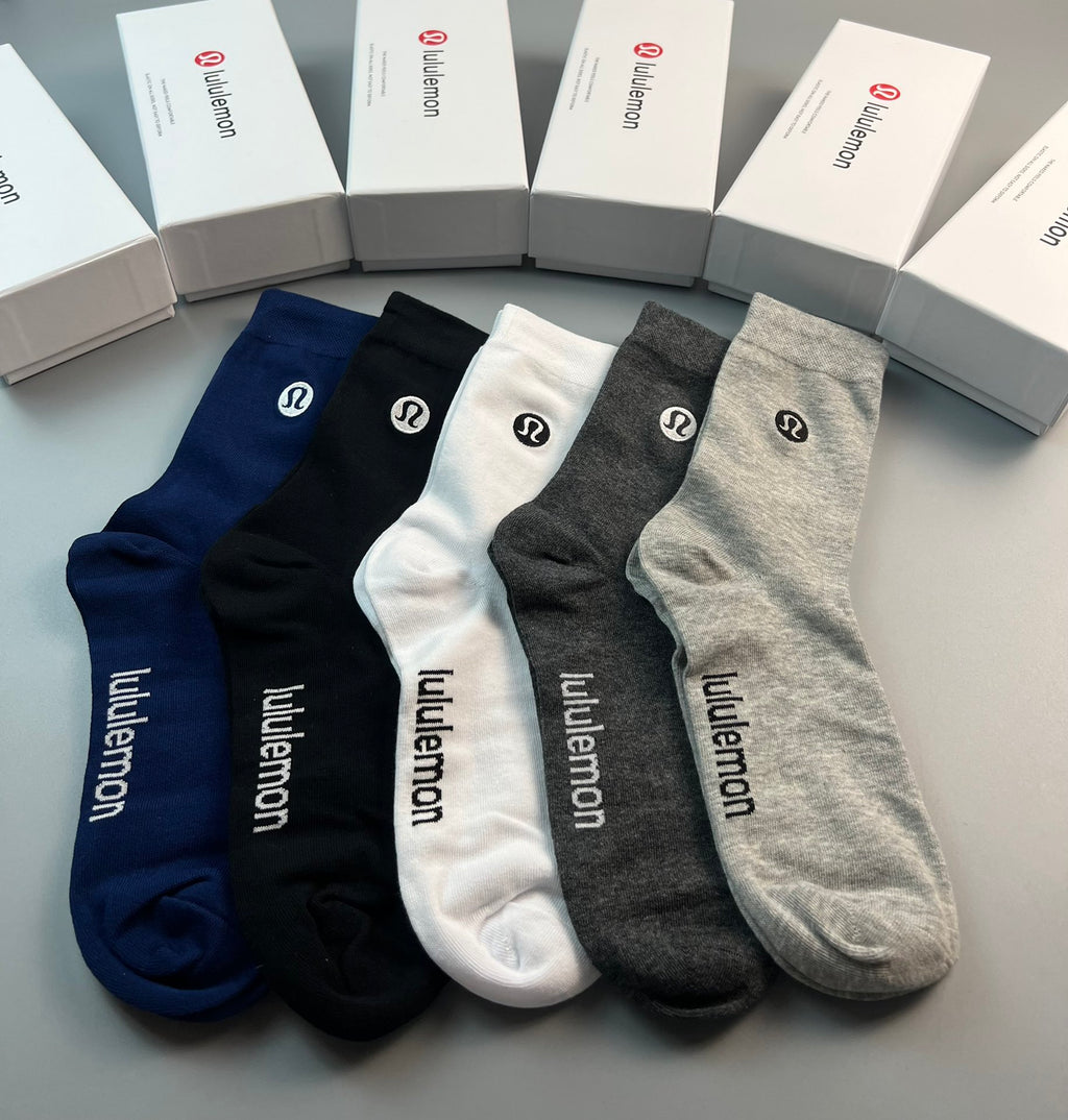 Lululemon small emblem ribbed crew socks - view 8