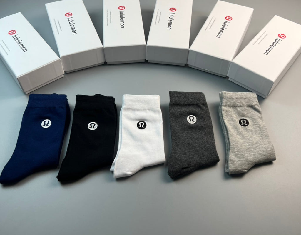 Lululemon small emblem ribbed crew socks - view 5