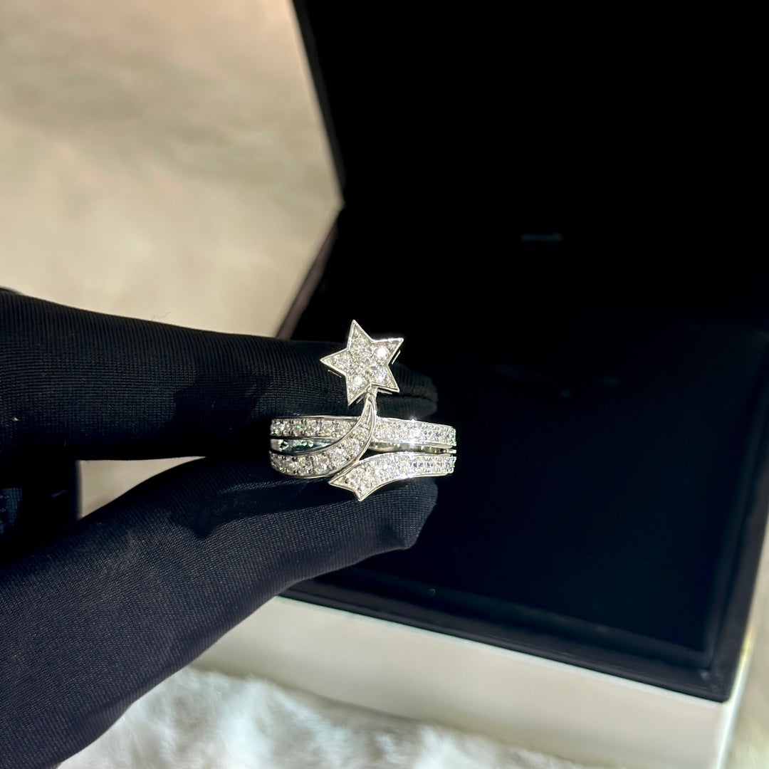 Chanel Silver-Tone Arrow CC Ring - album image 5