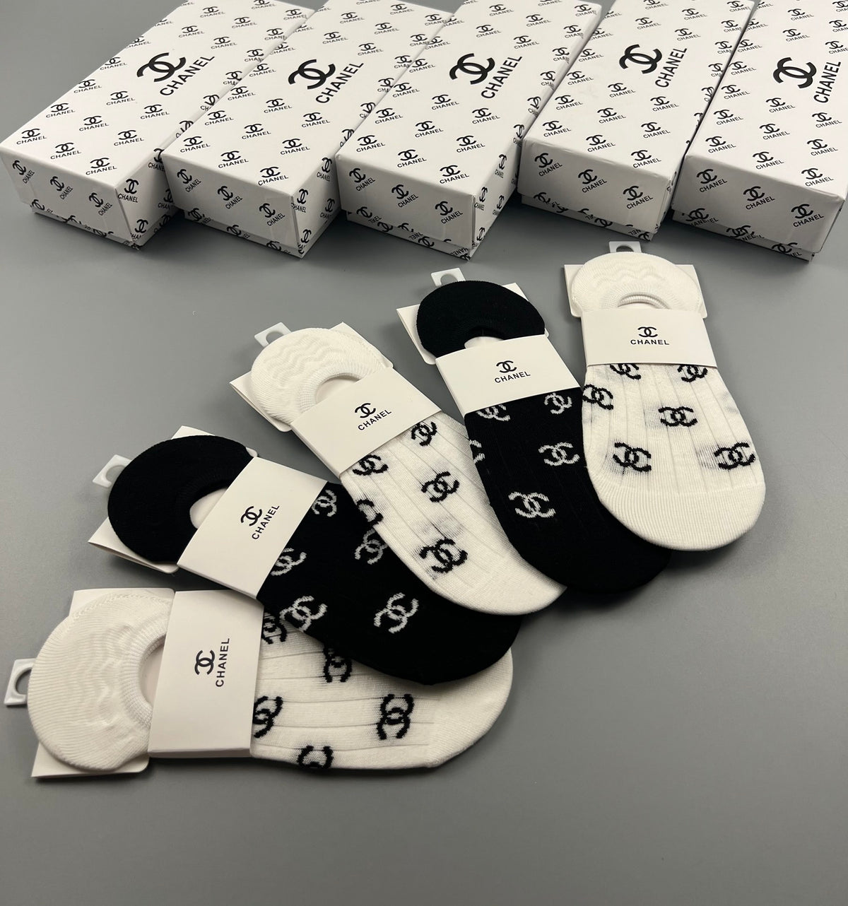 Chanel low cut repeated emblem ankle socks - view 8