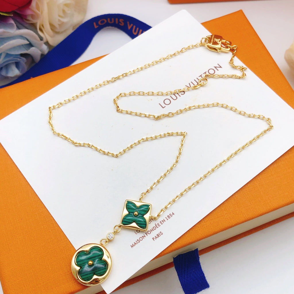 Louis Vuitton Green Necklace - album image 2