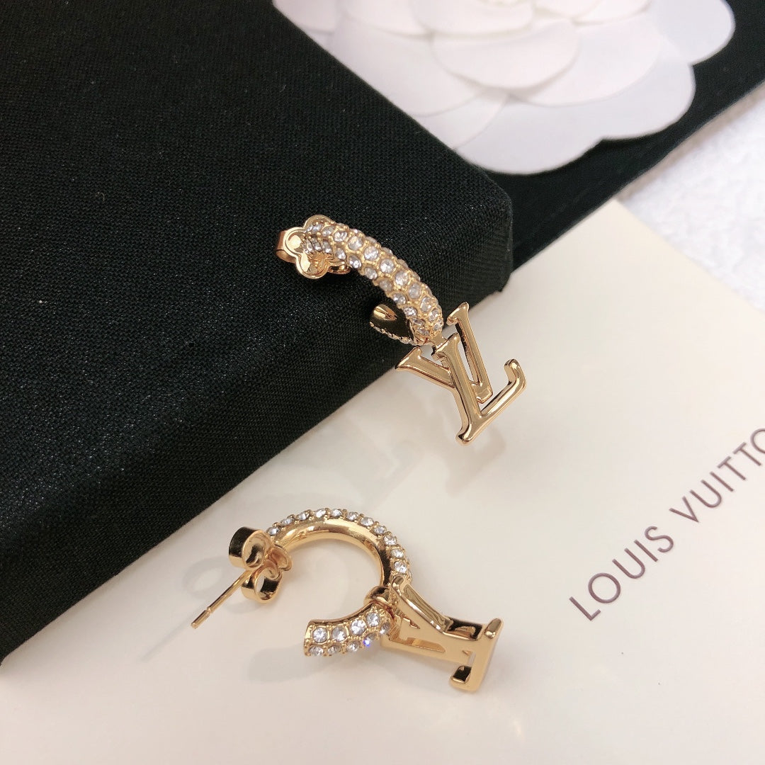 Louis Vuitton V Letter LV Letter Stud Earrings - album image 7