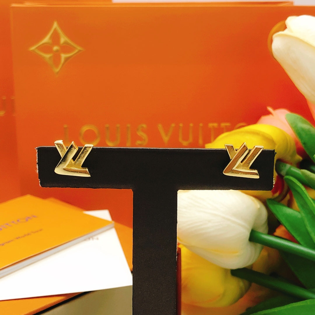 Louis Vuitton Polished Mini Earrings - album image 6